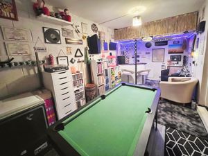 Garage- click for photo gallery